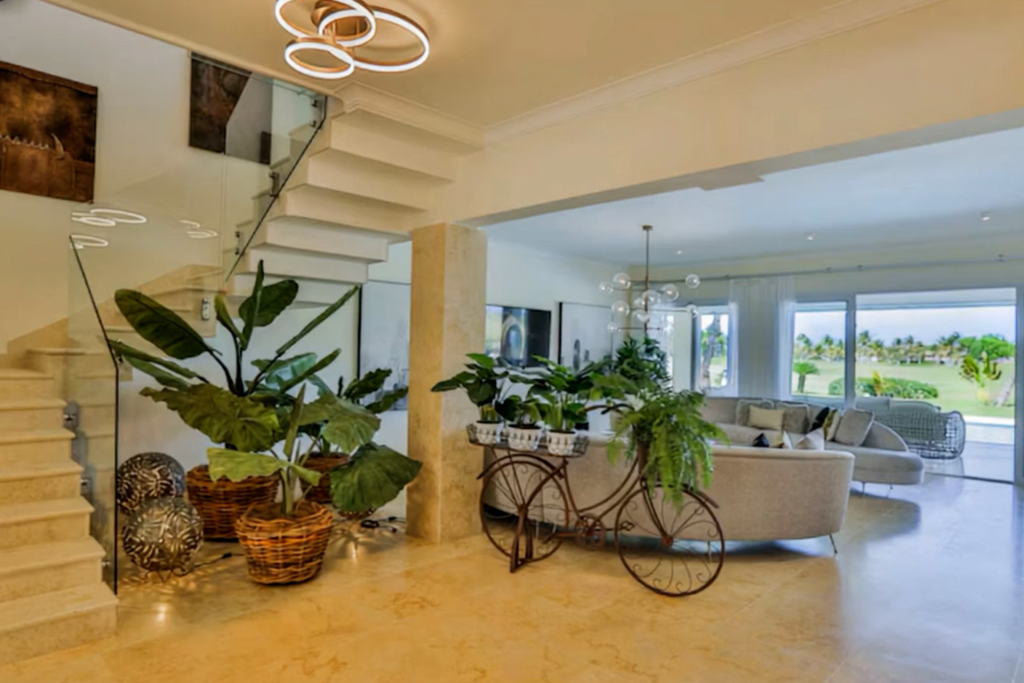 Private Villa Retreats